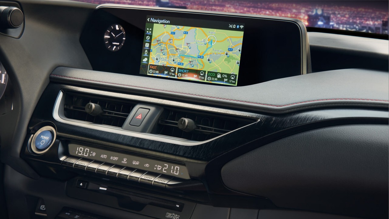 Close up on a navigation screen using Android Auto 